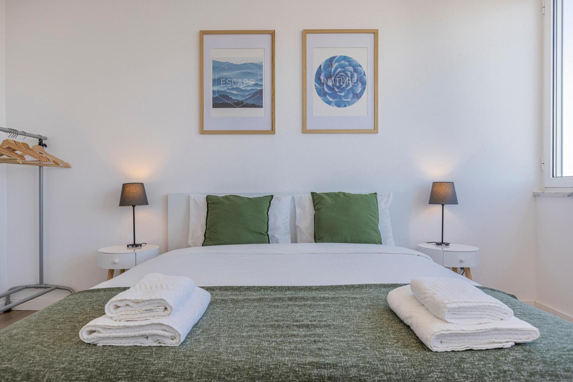 Apartment 112 Ii