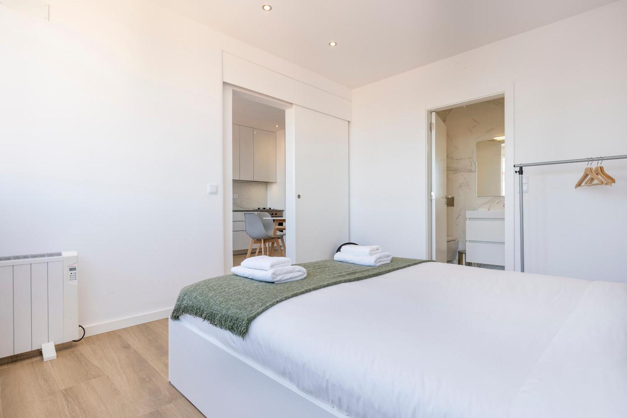 112 Ii Apartment